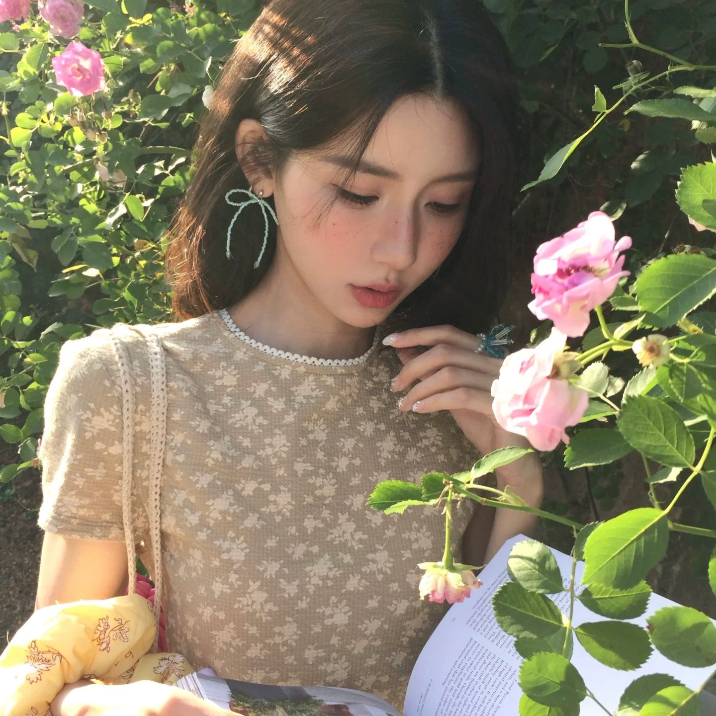 Серьги из бисера с кристаллами и цветком свежего синего банта для женщин, нежные, милые, модные и универсальные серьги.