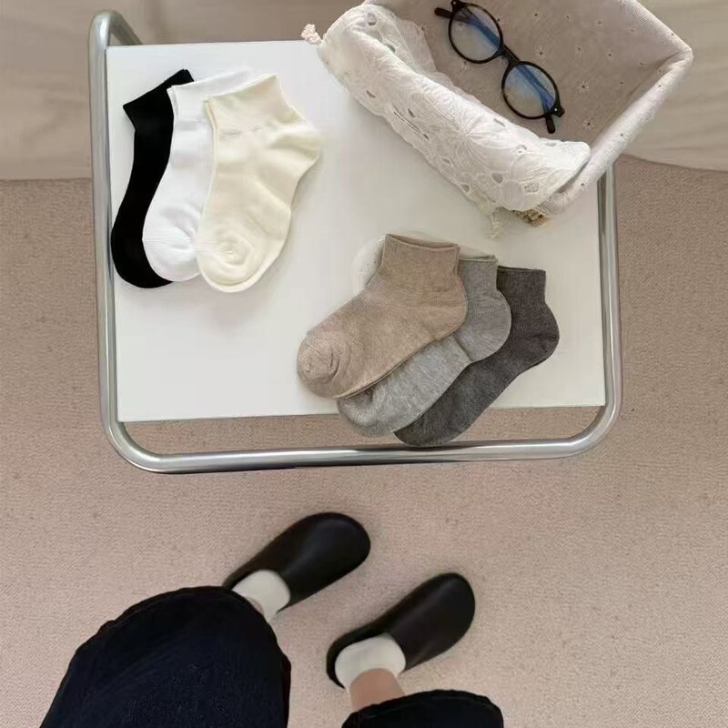 Oatmeal-Colored Socks for Women, Thin Summer Short Socks, Loose-Cuff Maternity Socks, Seamless Cotton Socks, Perfect for Pairing with Birkenstock Shoes, a Summer Essential