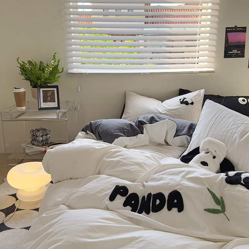 Simple ins toallas de algodón lavados bordadas cuatro piezas sábanas cubiertas cama de dibujos animados dormitorio de tres piezas ropa de cama