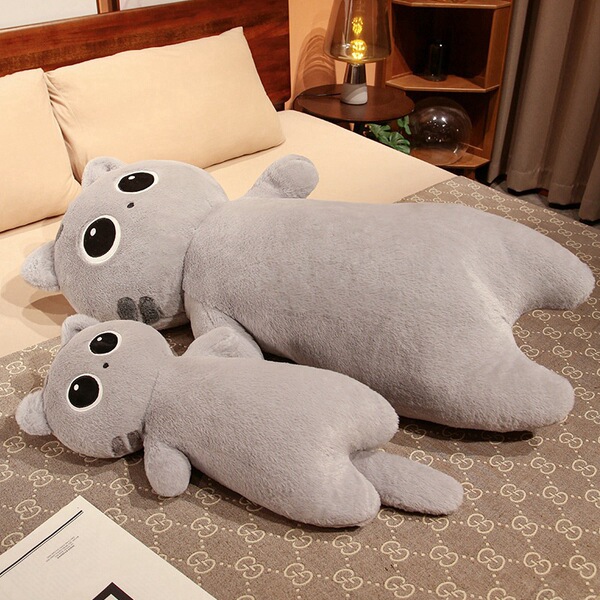 Cartoon plush pillow