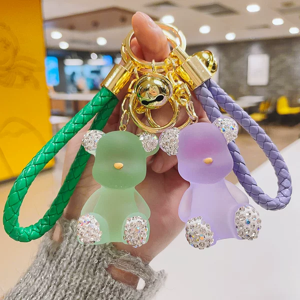 Creative diamond doll jelly bear keychain exquisite car Diamond key chain bag pendant small gift wholesale