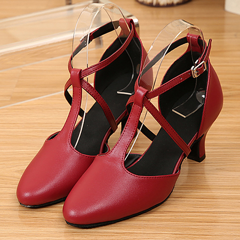  Red Black ballroom Latin Dance Shoes Female Professional Soft Sole waltz tango flamenco Dance Shoes Ballroom dancing shoes