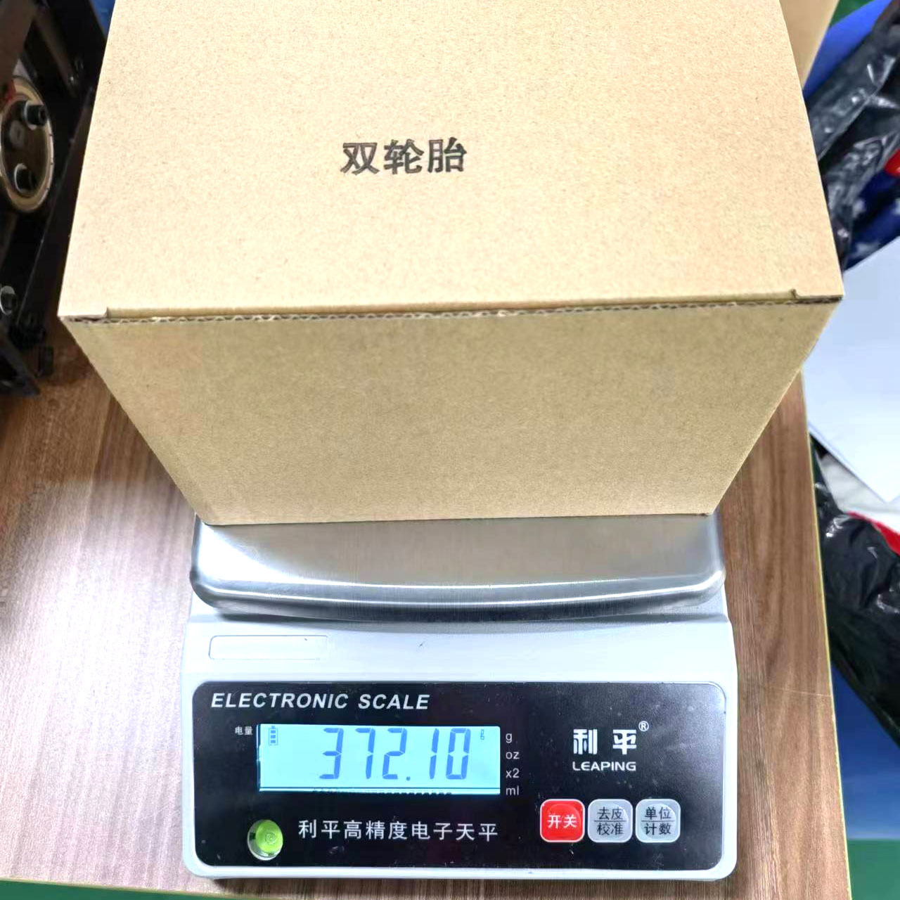 Artificial de estilo Chino de neumáticos de resina del tanque de peces paisaje creativo decoración de rocalla cabeza del cráneo retro decorativo de peces escondite Casa