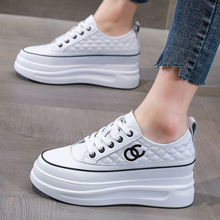 Autumn 2021 New Thick-soled Platform Shoes with Inner Height Korean Style Two-layer Cowhide Rhombic Small Fragrance Casual White Shoes for Women