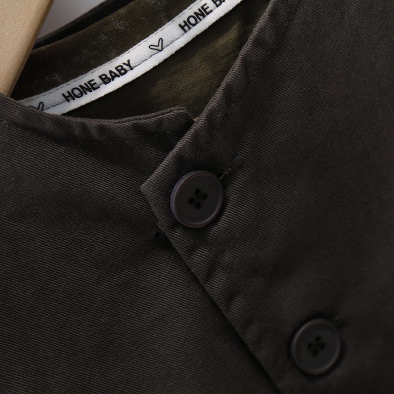 7610 traje de primavera para niños 2025 nuevo chaleco de primavera y otoño para niños de tres piezas ropa de primavera para niños de estilo occidental