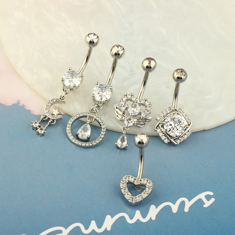 16G labret stud size and finish detail
