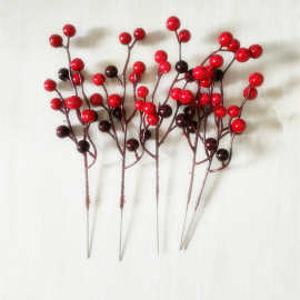 仿真红果圣诞节装饰拍摄摆件塑料泡沫红果桌面摆件红浆果发财果