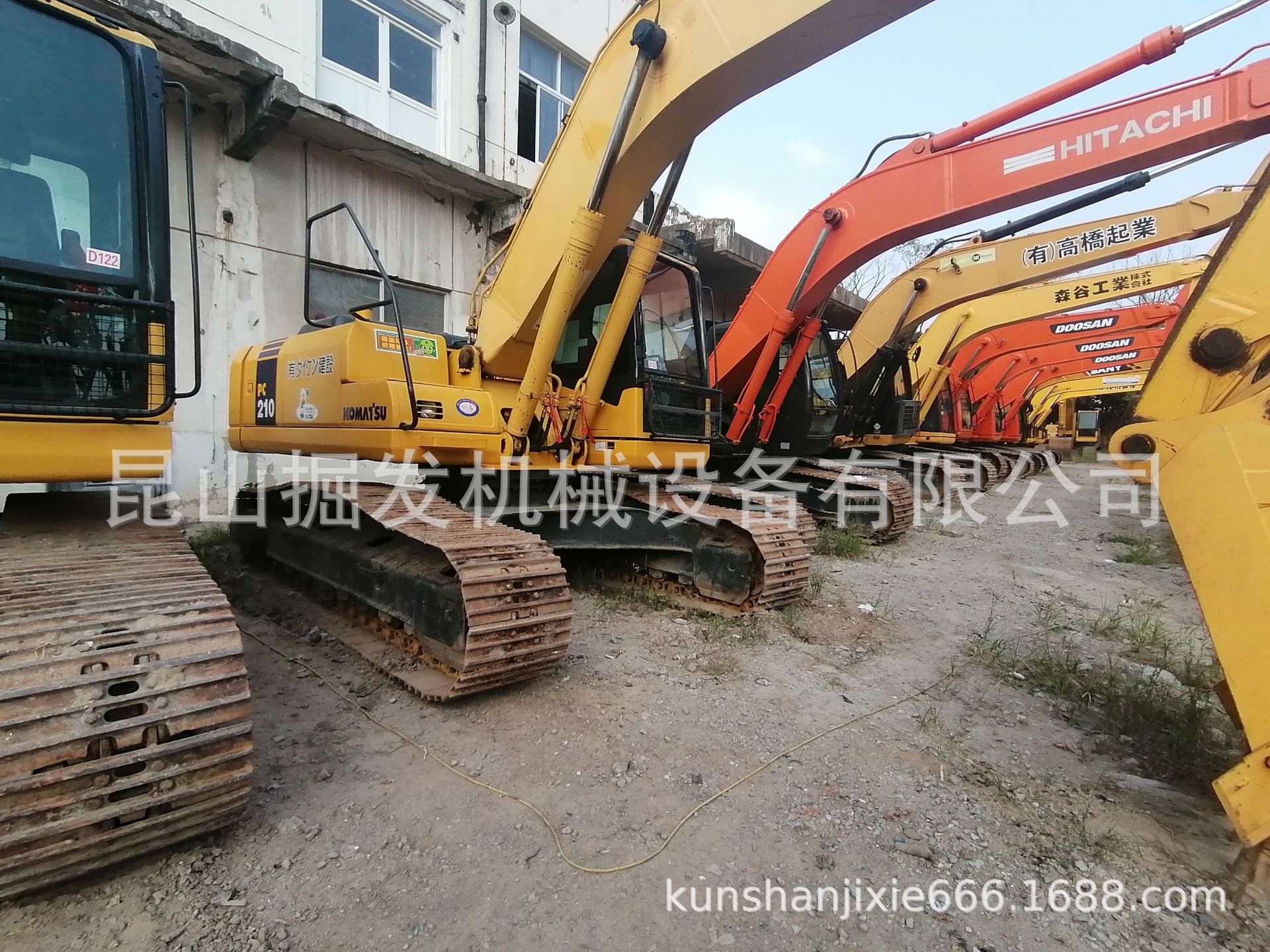 小松210-8二手挖掘机 小松210-8挖机 二手小松200 220-7钩机