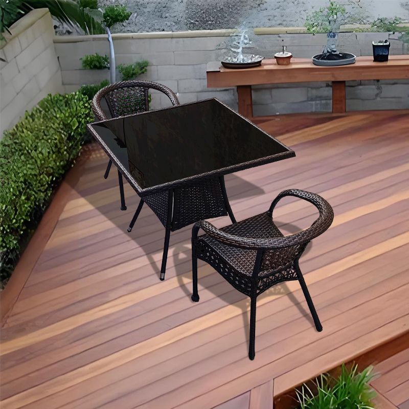 의자 2개 + 정사각형 테이블 70개(쿠션 포함)