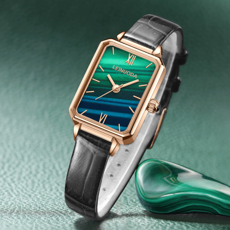 Reloj verde pequeño de alta calidad simple elegante Aleación de moda impermeable reloj de cuarzo para mujer estudiante niña reloj transfronterizo