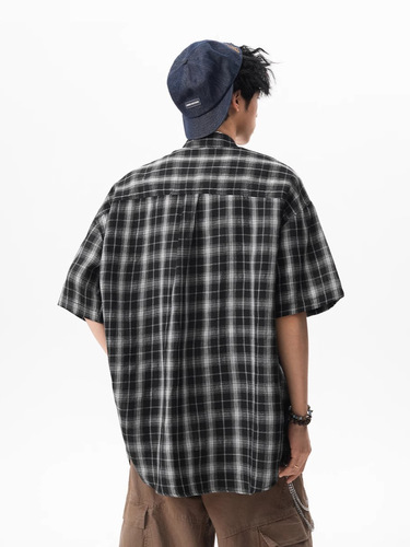 Japanese-style Relaxed-Feel Plaid Short-Sleeve Shirt — Unisex Summer Casual All-Match, Sun-Protective, Half-Sleeve Lazy-Chic Top Coat