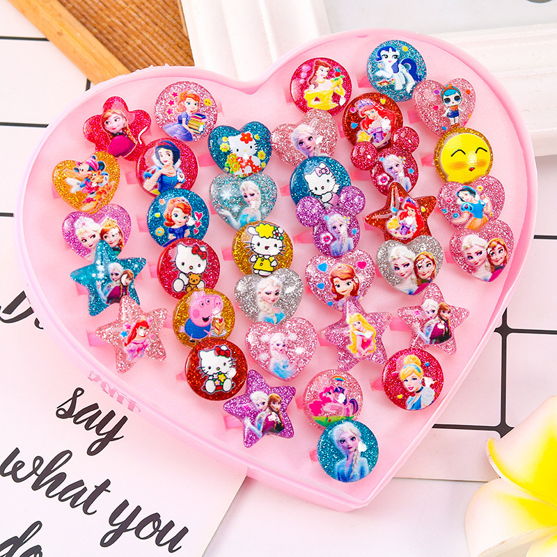 Cartoon ring, 36