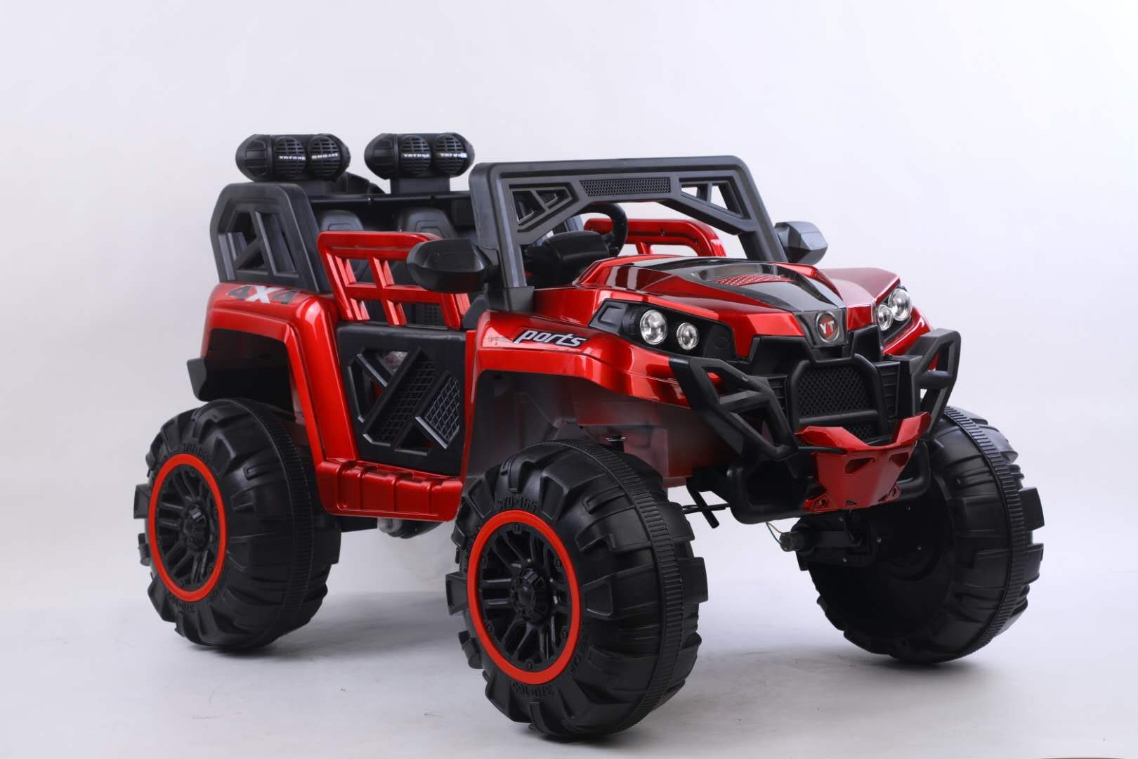 Coche eléctrico para niños de cuatro ruedas de una pieza de entrega swing CAR puede sentarse niños adultos vehículo todoterreno al por mayor doble unidad de control remoto