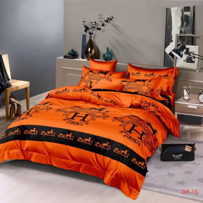 Foreign Trade Cross-Border European and American Trendy Brand Four-Piece Quilt Cover Bed Sheetss Bedding Light Luxury Brushed Set