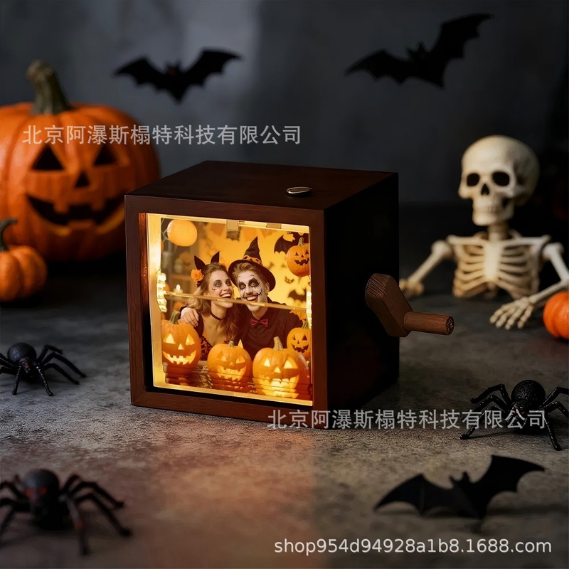 越境独立系サイトで人気のページめくり式手回しフォトアルバム、ライト付き、ハロウィンのクリエイティブなギフト、置物、一点物のカスタム|undefined