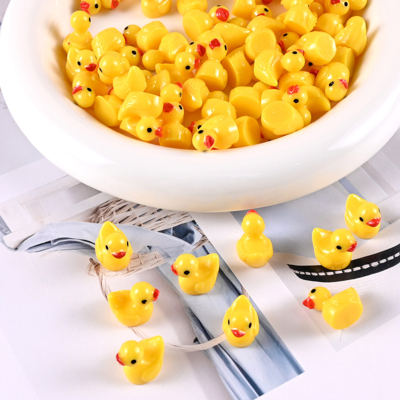 Little Yellow Duck Resin DIY Ornaments Accessories Handmade Resin Accessories Landscape Jewelry Hairpin Hair Hoop Pendant Bracelet