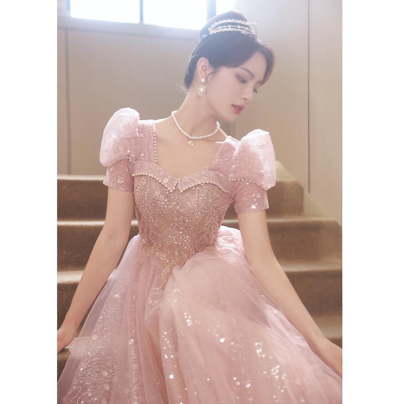 Vestido de noche rosa para mujer, nuevo estilo 2026, elegante, de lujo ligero, estilo nicho, estilo francés, estilo hada, para ceremonia de adultos.