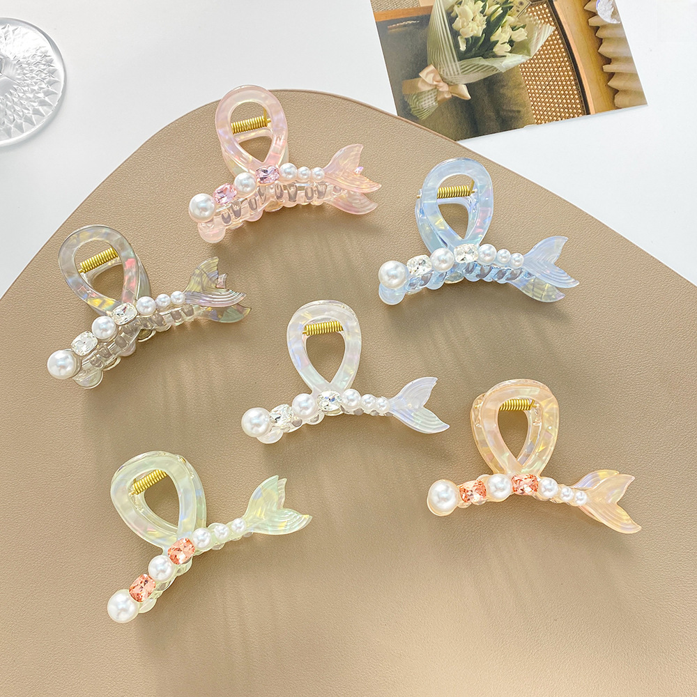 Net rot perle fangen clip halbe krawatte haar clip großhandel temperament strass fangen magische farbe meerjungfrau Ji fischschwanz shark clip_voghion.com