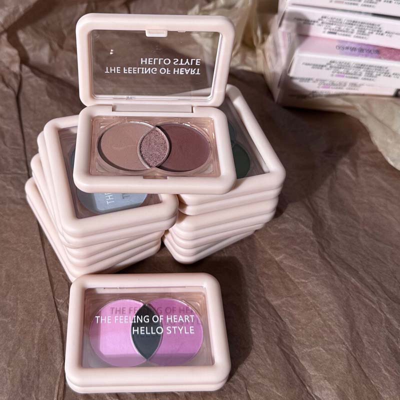 Hola estilo ~ Caja cuadrada pequeña, paleta de sombras de ojos de tres colores, brillo fino nacarado, paleta de rosas de sombra de ojos mate de color tierra seco