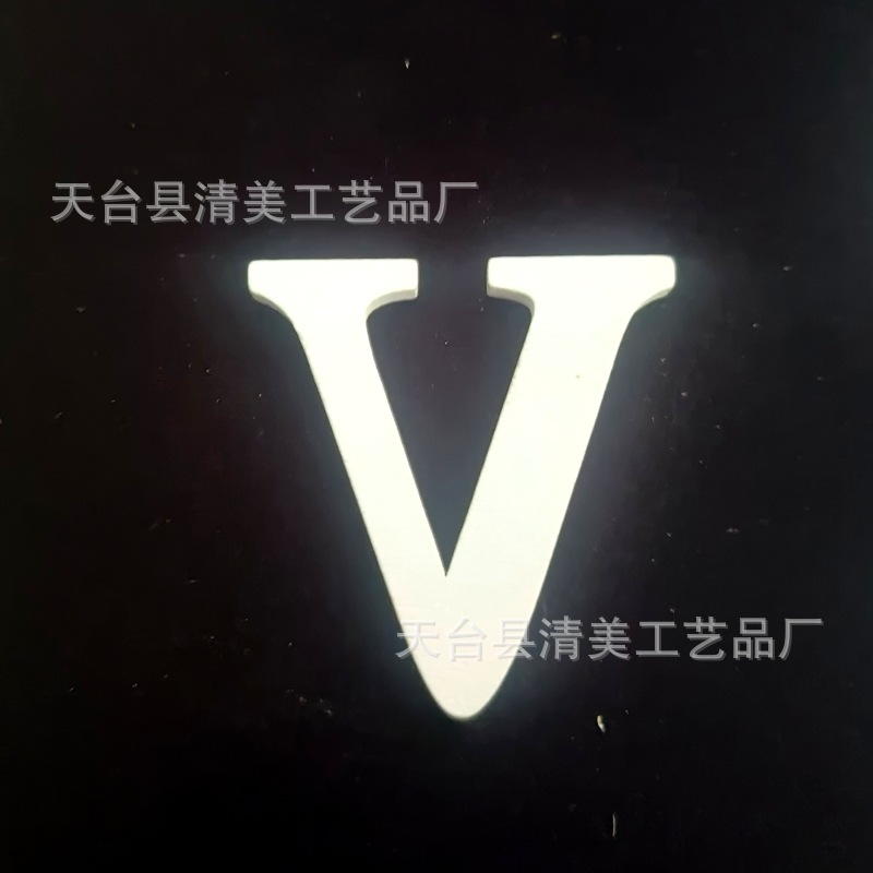 V