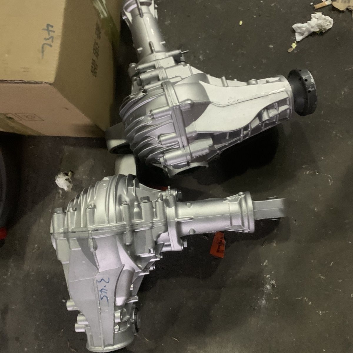 Suitable for Jeep Jeep Free Light Differential Compass Commander Grand Cherokee Differential Transfer Box