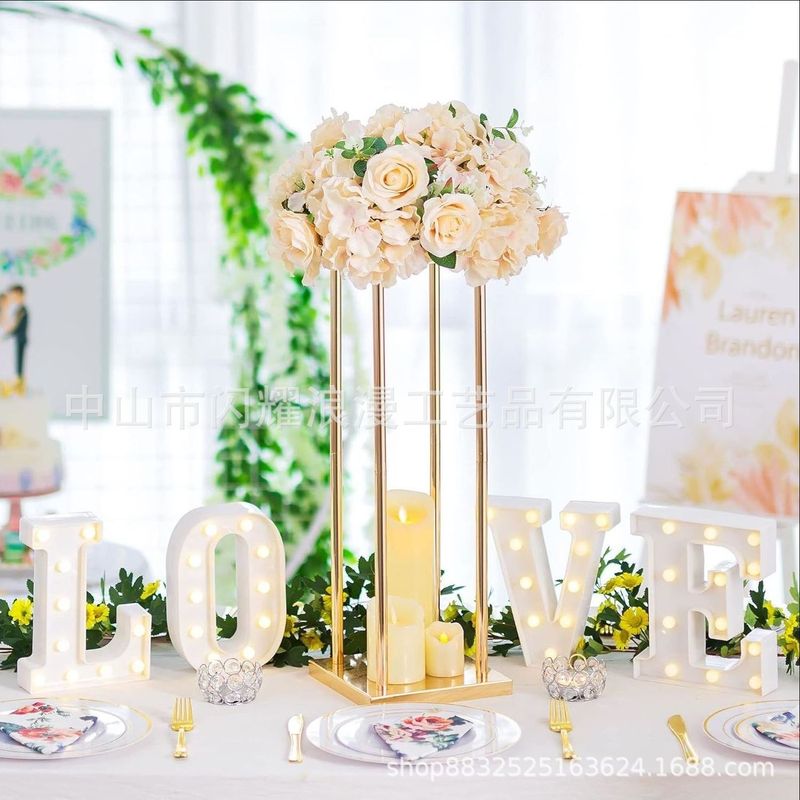 結婚式の小道具、ゴールデンアイアンアート、結婚式のシーンのレイアウト、花器、ホテルの窓の装飾、家庭用花瓶|undefined