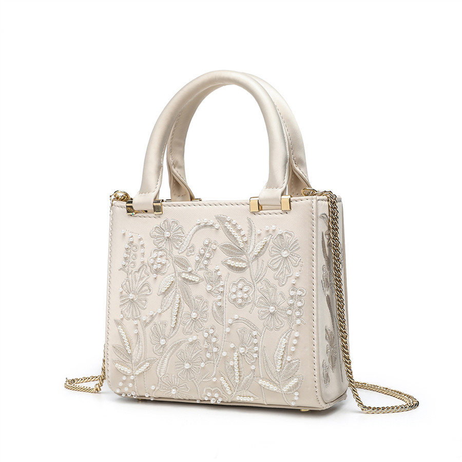 2025 Pearl Embroidered Fashion Satin Texture Handbag Qipao Banquet Clutch Chain Shoulder Bag For Women - Thumbnail 2