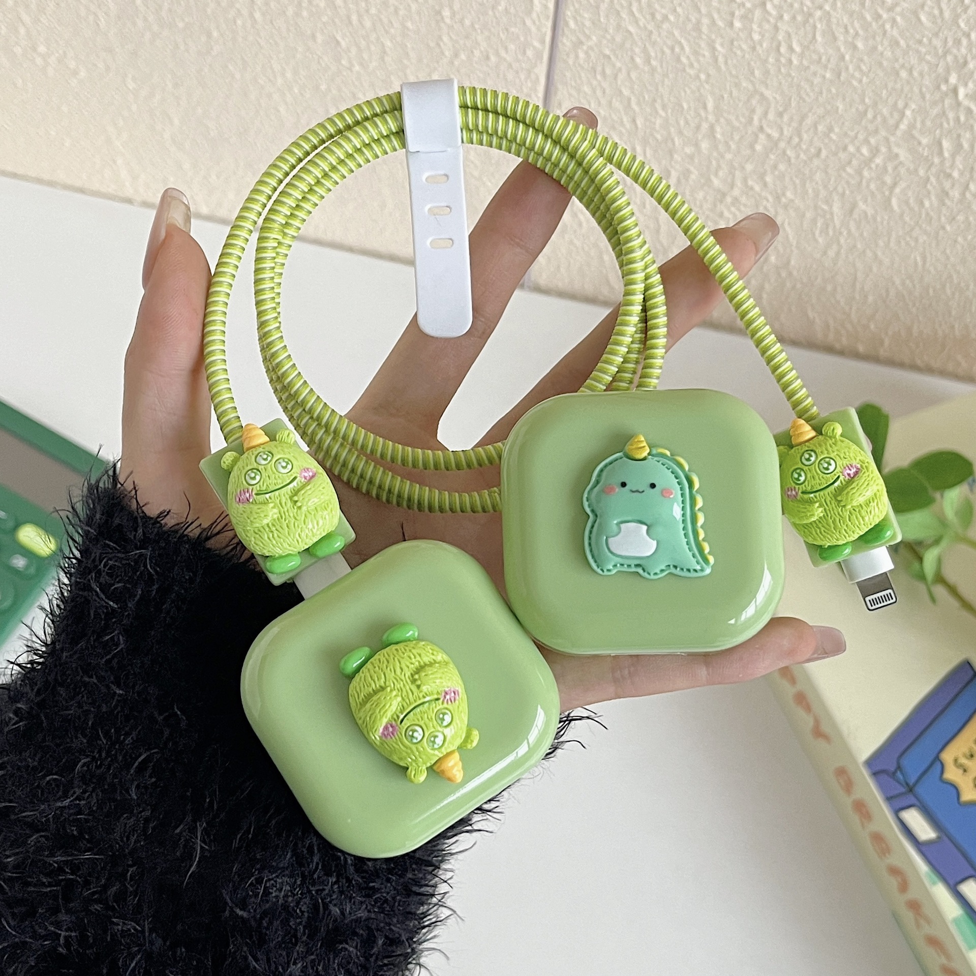 B4997649-D5FD-443F-8EA2-2738D6