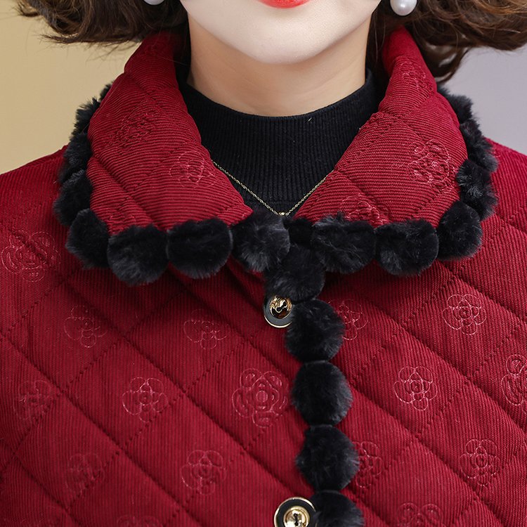 Live cotton coats keep you warm in cold weather!