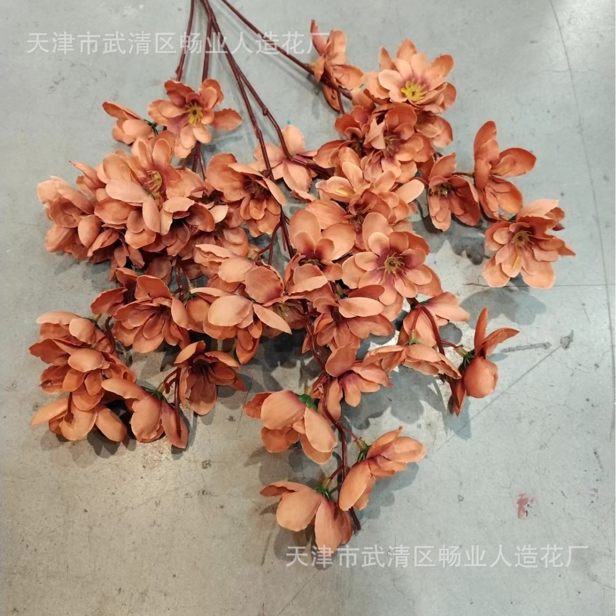 Caramel de petites orchidées