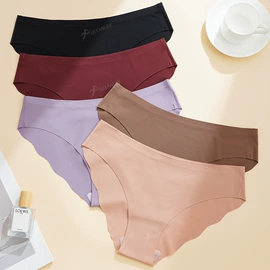 女士生理裤;女士三角裤;连体泳衣