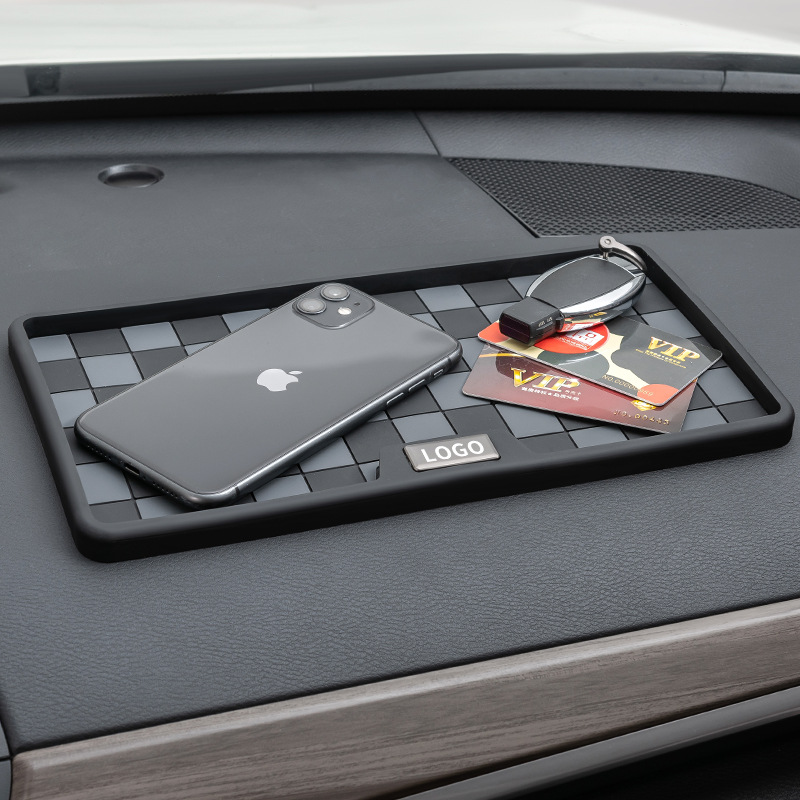 New car dashboard anti-slip mat with number plate, multifunctional vehicle-mounted elevated storage mat