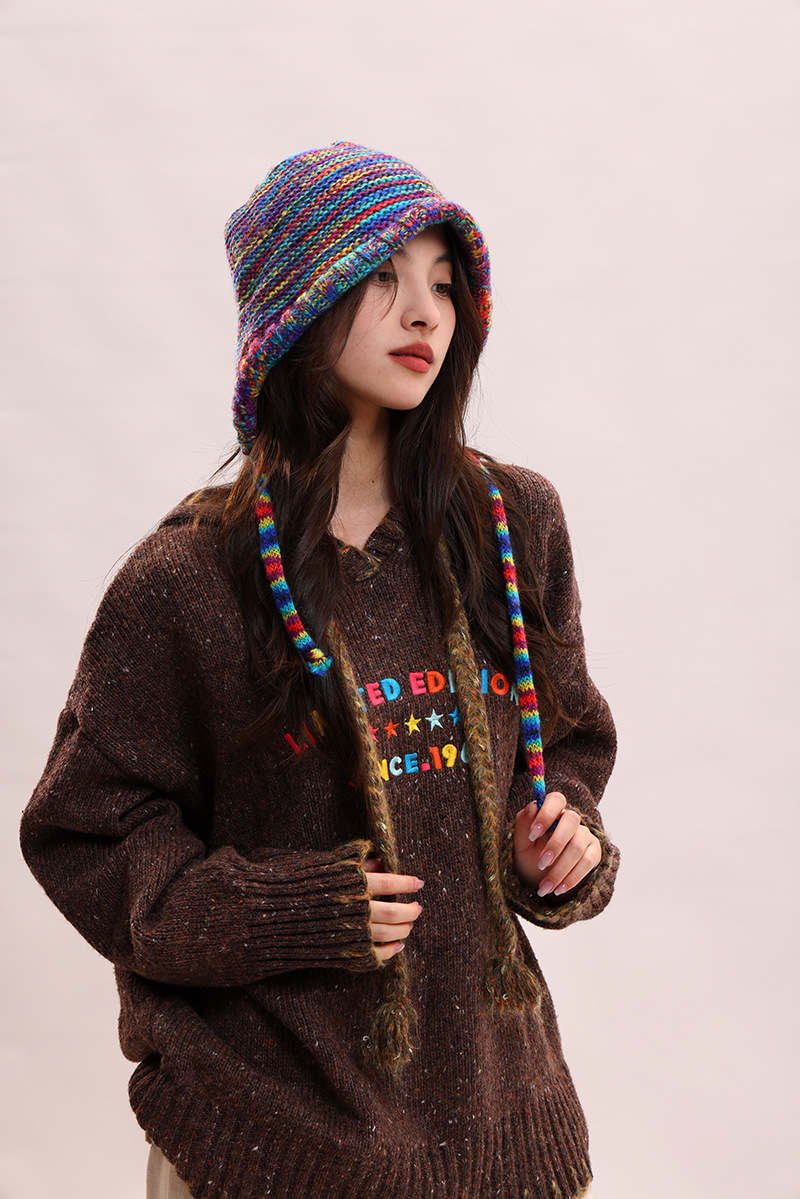 Cappelli di lana autunnali e invernali per bambini, colori arcobaleno a contrasto per mettere in mostra il viso, piccola borsa con testa carina legata con corda_voghion.com