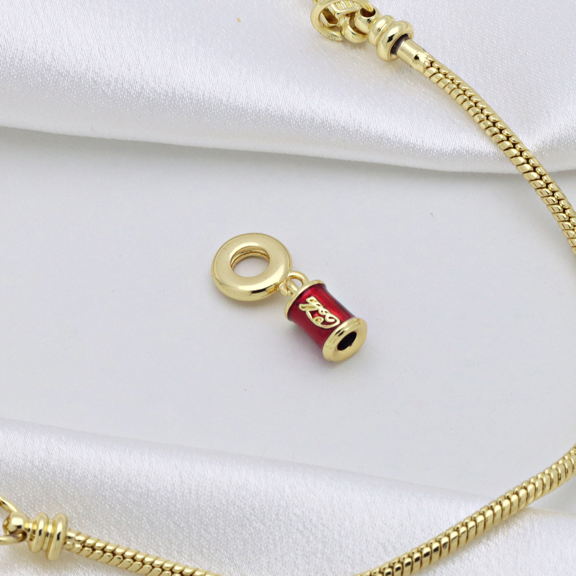 DIY Jewelry Accessories Classification 1 Piece Quantity 1 Piece 23mm 27MM 31mm Copper 18K Gold Plated Can Wine Bottle Pendant