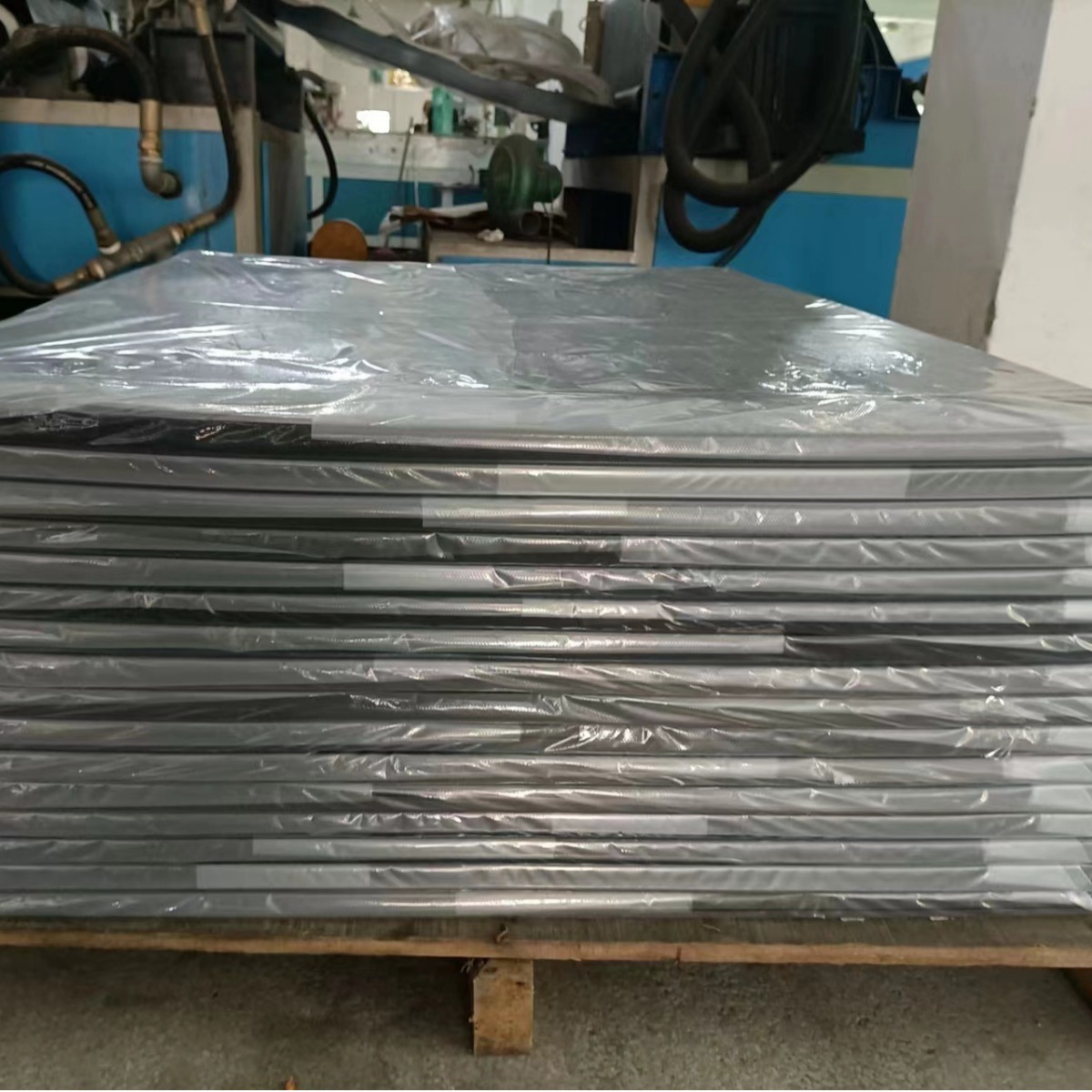 各种尺寸塑料隔板pp板双磨砂pp手袋内衬实心板发泡pe板片材加硬