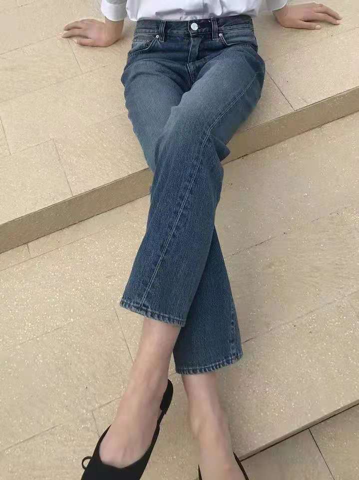 北欧TOT简约显瘦不对称纽缝牛仔裤2021款高品质