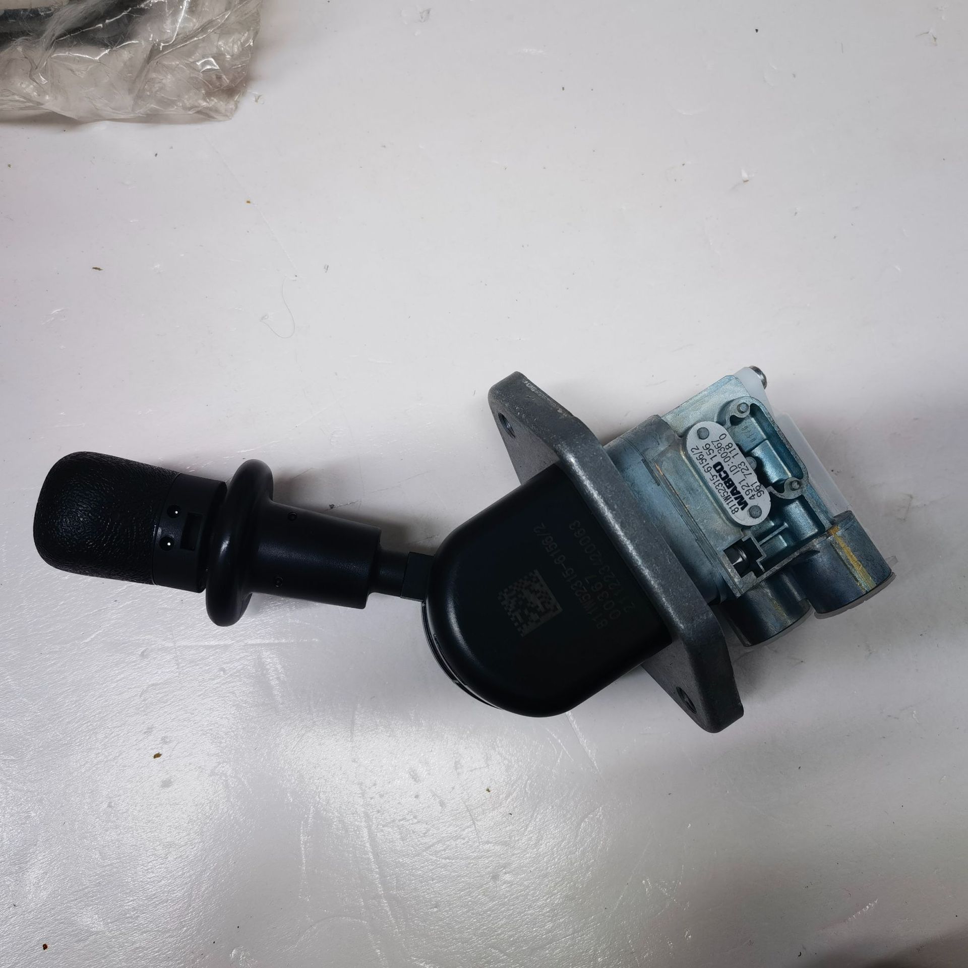 重汽汕德卡 新斯太尔 TX T5G 811W52315-6156 手制动阀 T5G