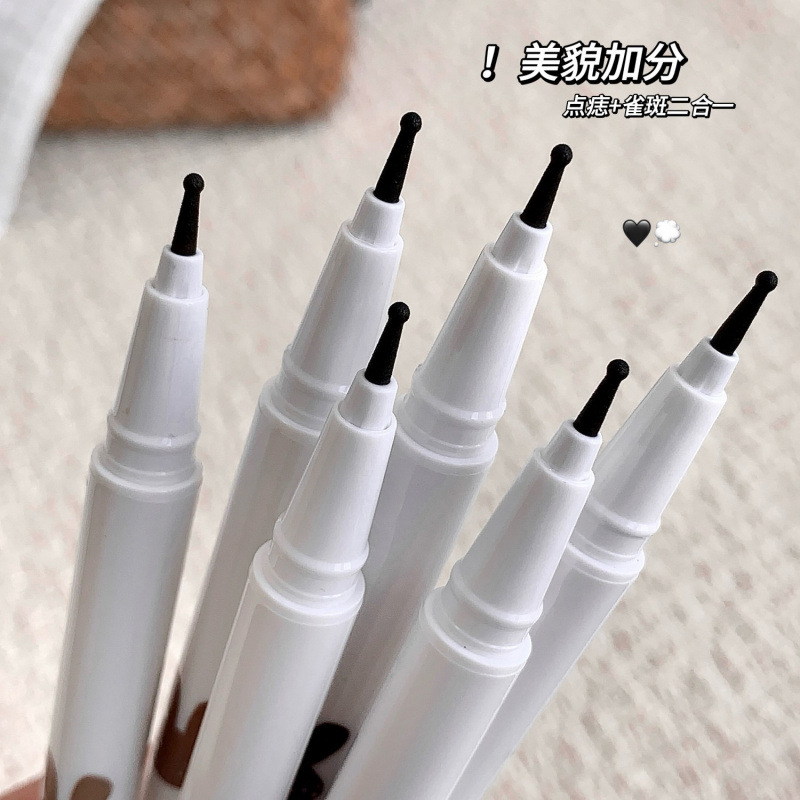 Sakino nativo moles de pecas lápiz de pecas de simulación natural fácil de colorear impermeable maquillaje de belleza transfronteriza