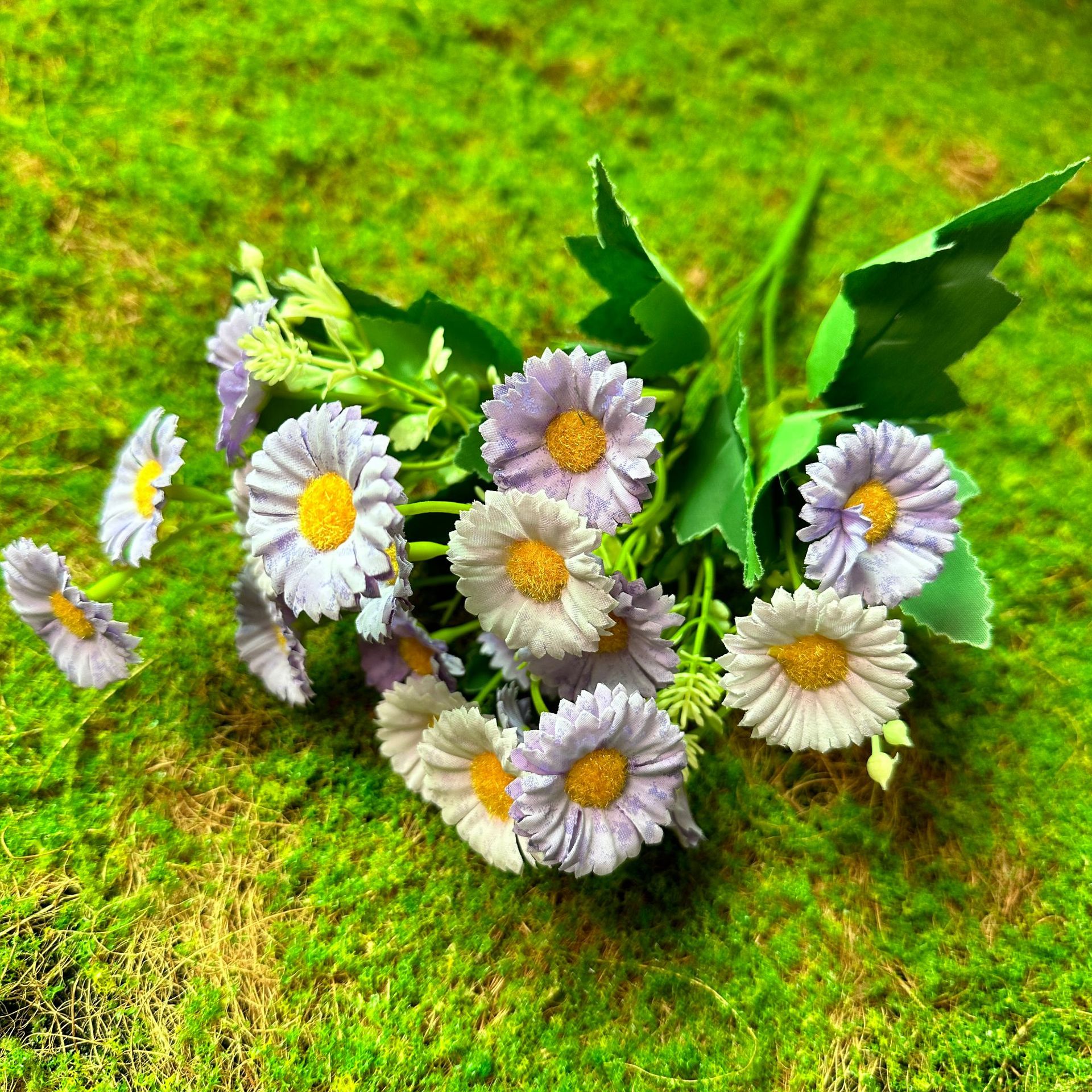 Flores artificiales, margaritas, decoración de la mesa de la sala de estar, flores falsas, arreglos florales de alta gama, accesorios de disparo