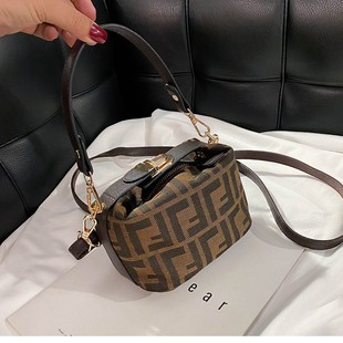 �W�t�����¿��й�ӡ���μ�������б��Ů���͹��ϻ����^��FF�羳