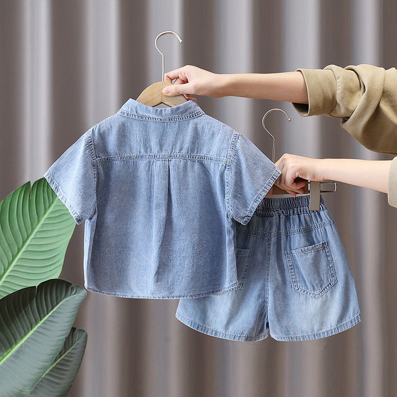 7217 Traje de camisa de mezclilla para niños 2025 Nuevo estilo de moda Verano para niños Red Red Fried Street Ropa Verano Manga corta