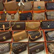 Ů�����Q������lȫ��ԭ���bβ��ֱ��؛ԴŮʿ�μ�б������ᱳ��