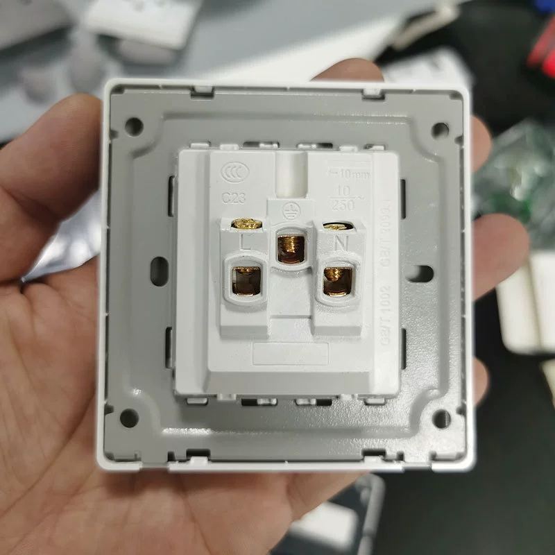 Factory plug wholesale household five-hole socket white engineering 2386 concealed single-joint double-control switch panel
