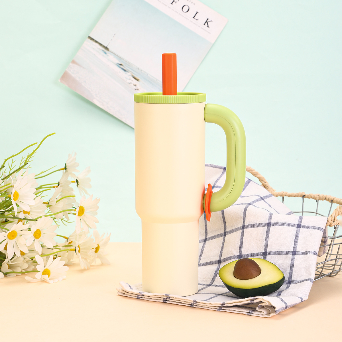 Gourde isotherme esthétique avec paille en acier inoxydable_voghion.com