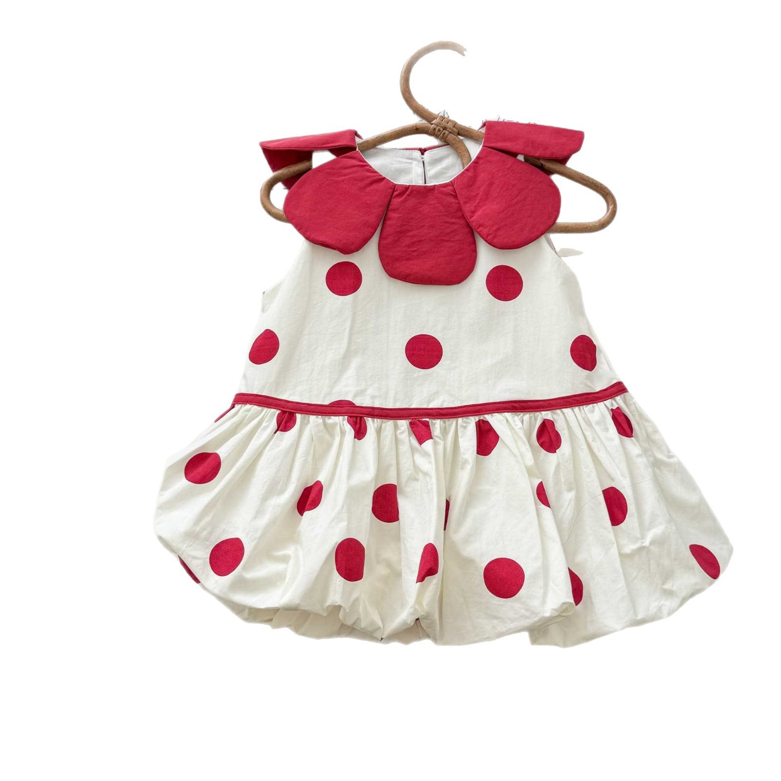 Vestido sin mangas fresco con solapa bordada de pétalos de color contrastante de siete niñas con limón salado 2025 falda de punto redondo grande de verano marea