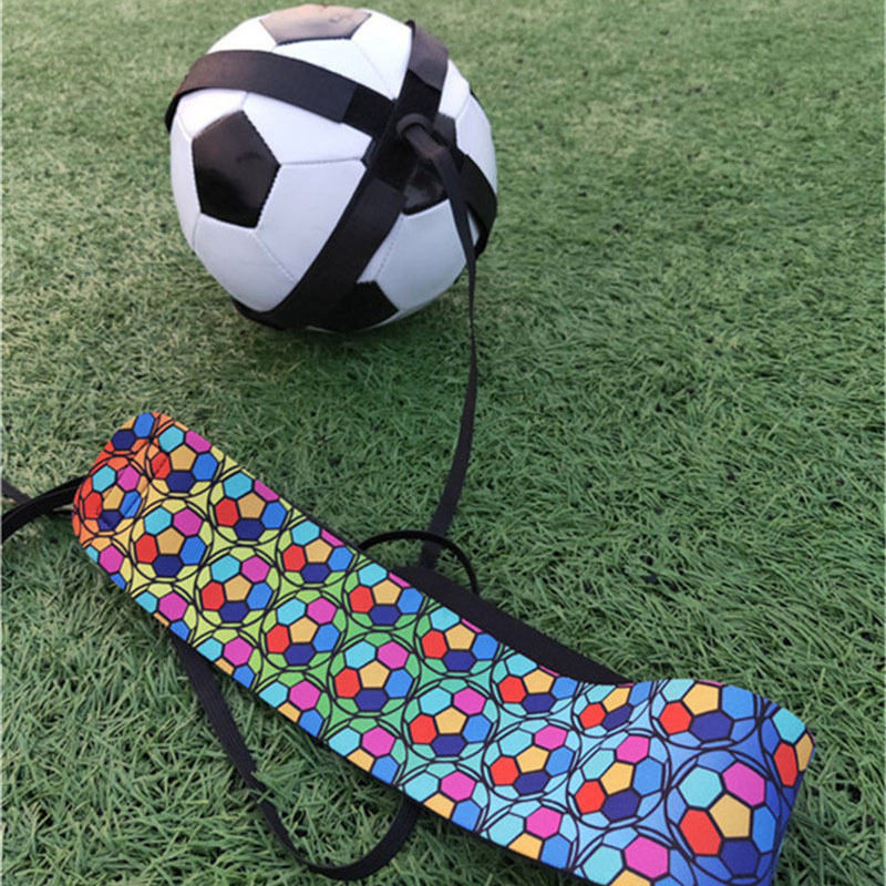 Nuevo equipo de entrenamiento de fútbol para niños para escuelas primarias y secundarias equipo de entrenamiento de fútbol para niños correa de fútbol auxiliar correa de giro de bola de artefacto