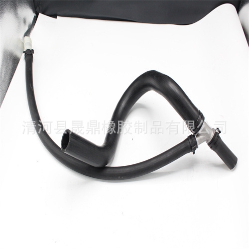 Suitable for Chevrolet GMC Cadillac car water pipe three-way pipe 15834773 15792822