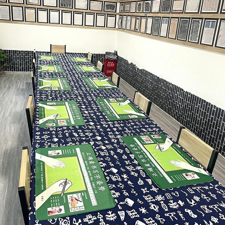 学生用ペンホールドマット、子供用ライティングマット、ソフトデスクトップ目の保護ライティングデスクマット、環境に優しい特別なライティングマットマウス|undefined