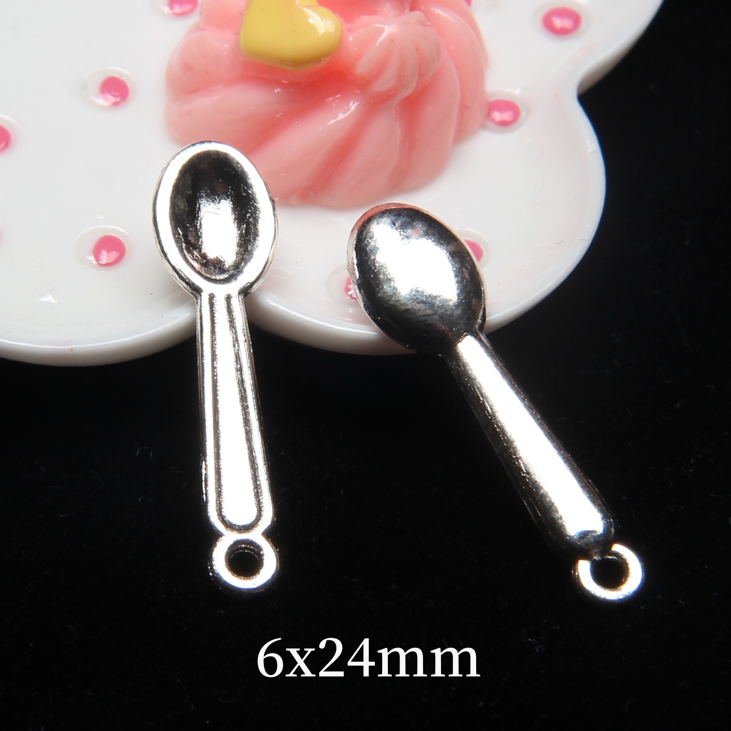 Cuchara de aleación de agujero colgante de tamaño pequeño