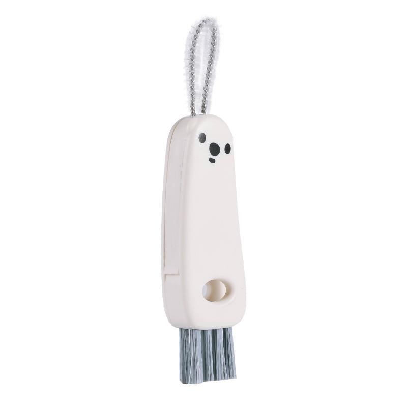 작은 흰 곰